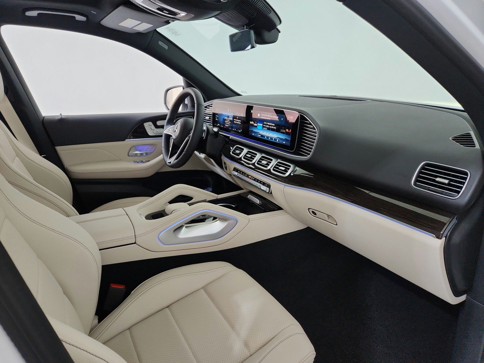Certified Used 2026 Polar White Mercedes-Benz GLE 350 image 10