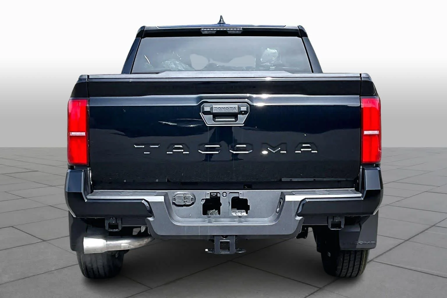 2026 Toyota Tacoma SR5 - Photo 4