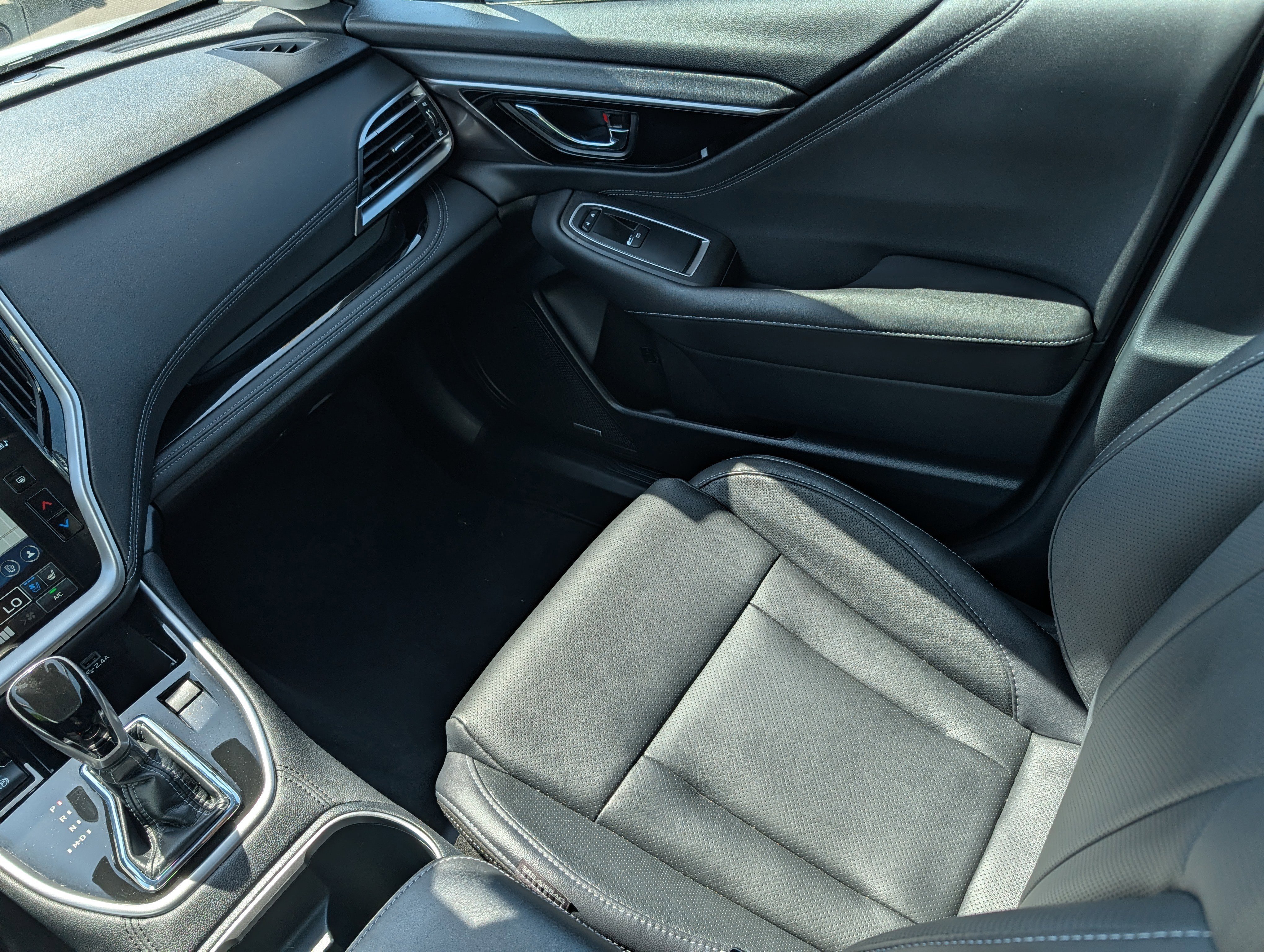 Certified Used 2025 Ice Silver Metallic Subaru Touring XT image 11