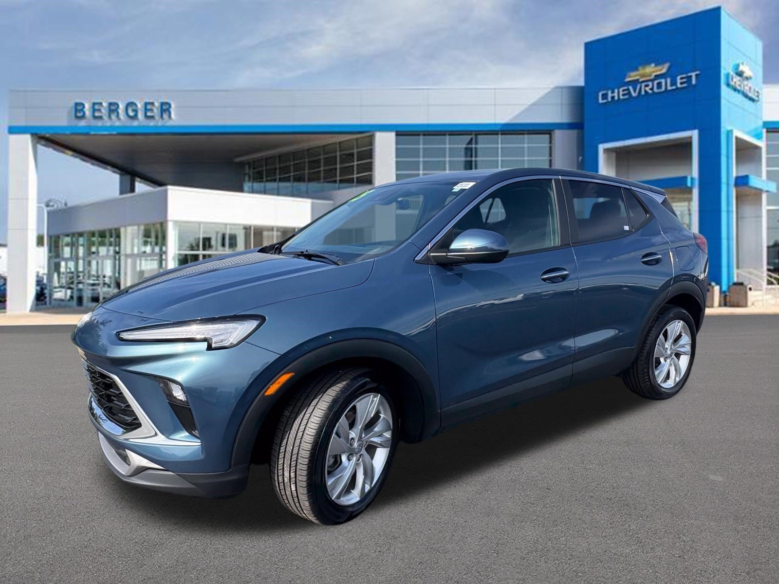 Used 2025 Ocean Blue Metallic Buick Preferred image 3
