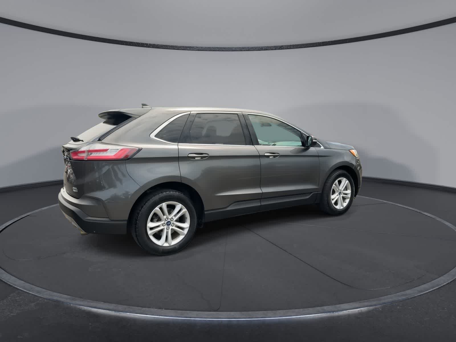 Used 2020 Magnetic Metallic Ford SEL image 8