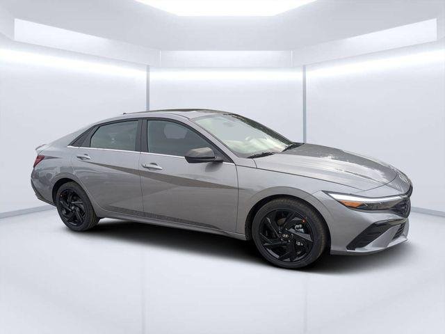 New 2026 Silver Hyundai SEL Sport image 1