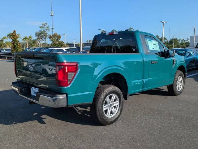 New 2026 Agate Black Metallic Ford XL image 4