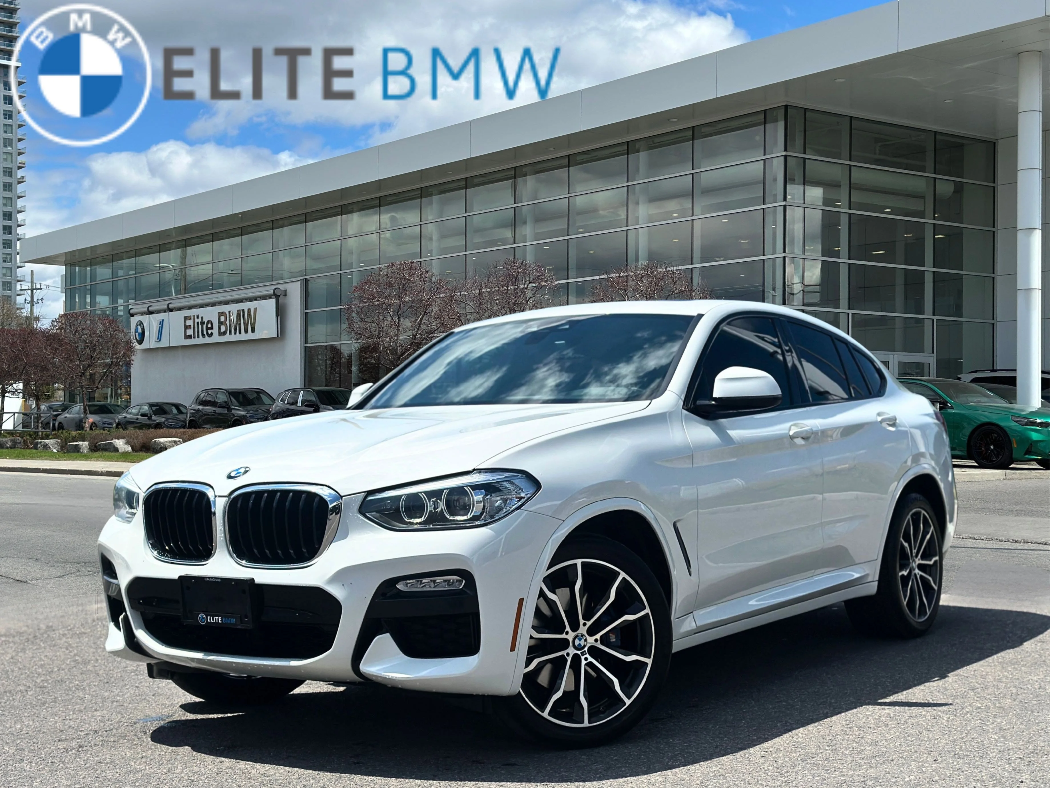 Used 2019 Alpine White Non-Metallic BMW XDRIVE30I image 1