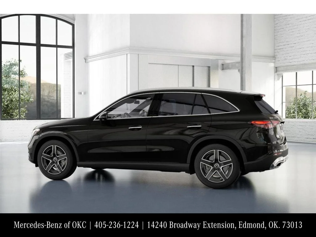 New 2026 Black Mercedes-Benz GLC 300 image 32