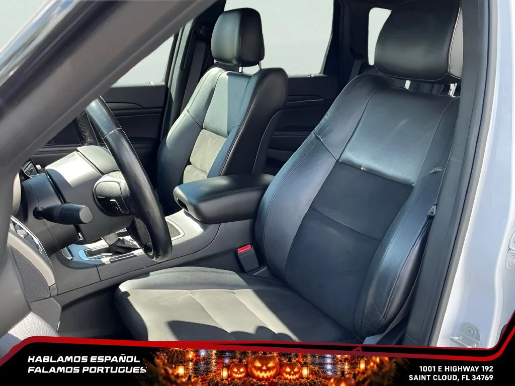 Used 2021 White Jeep Laredo X 4x2 image 21