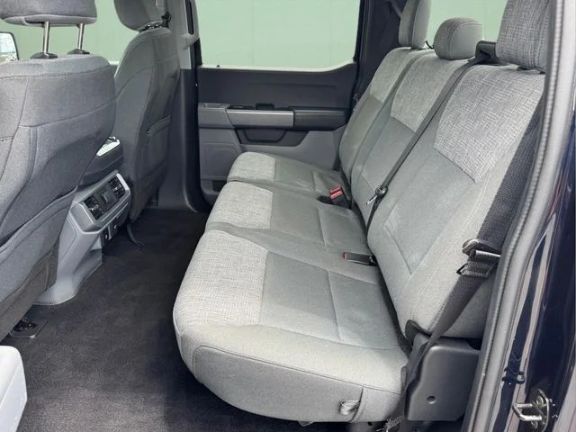 Used 2022 Blue Ford XLT image 10