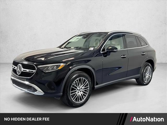 New 2026 Black Mercedes-Benz GLC 300 image 31