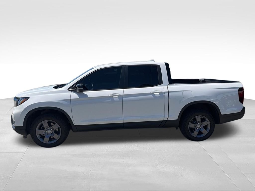 Used 2024 White Honda TrailSport image 2