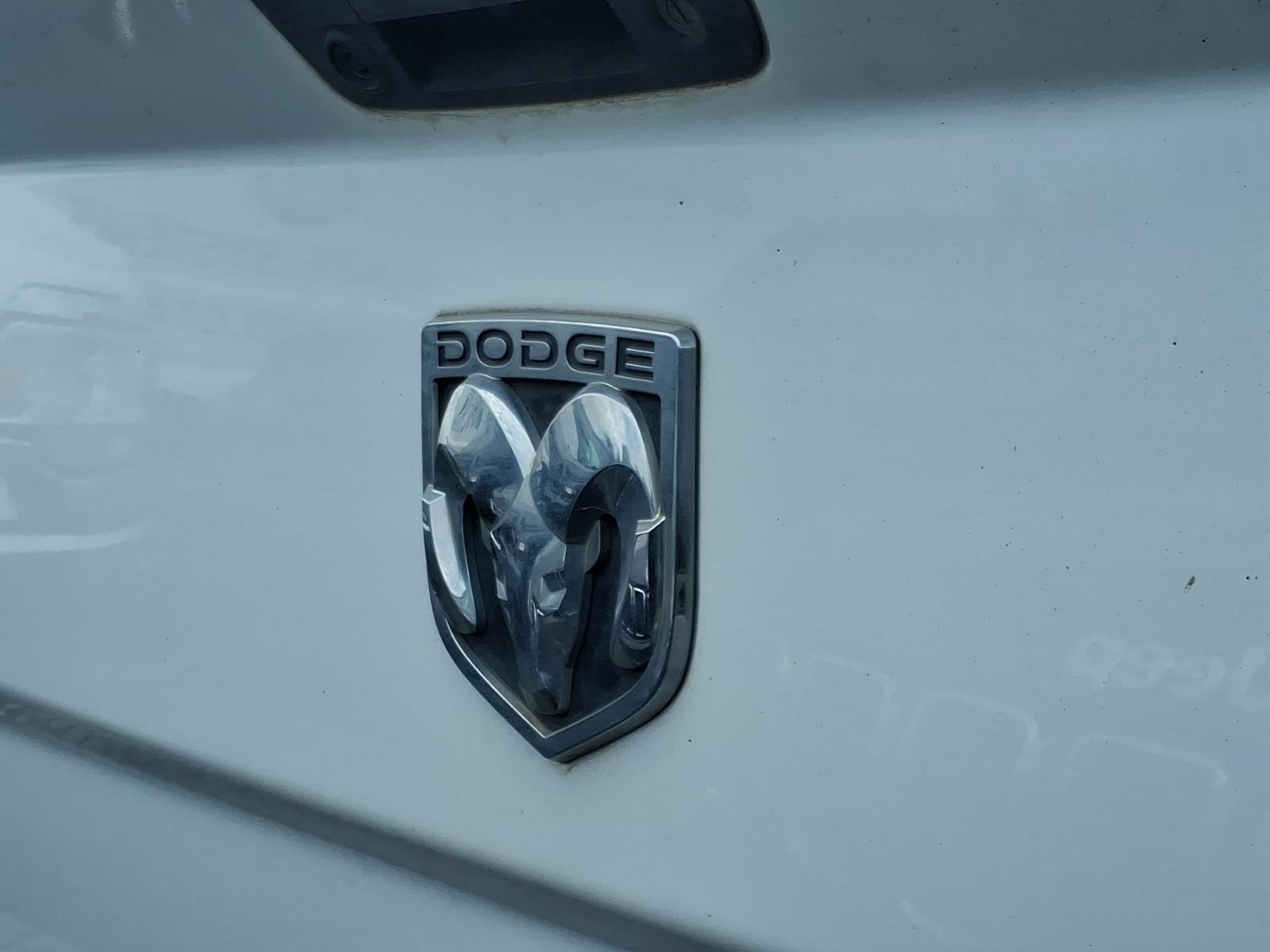 Used 2010 Bright White Dodge Laramie image 11