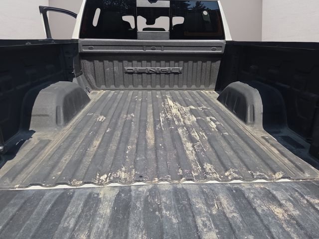 Used 2023 White Frost GMC Denali image 39