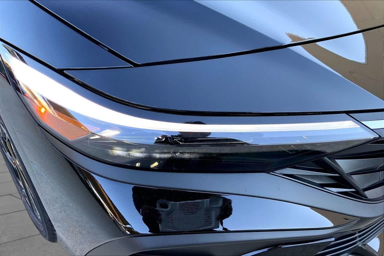 New 2026 Abyss Black Hyundai SEL Sport Plus image 13