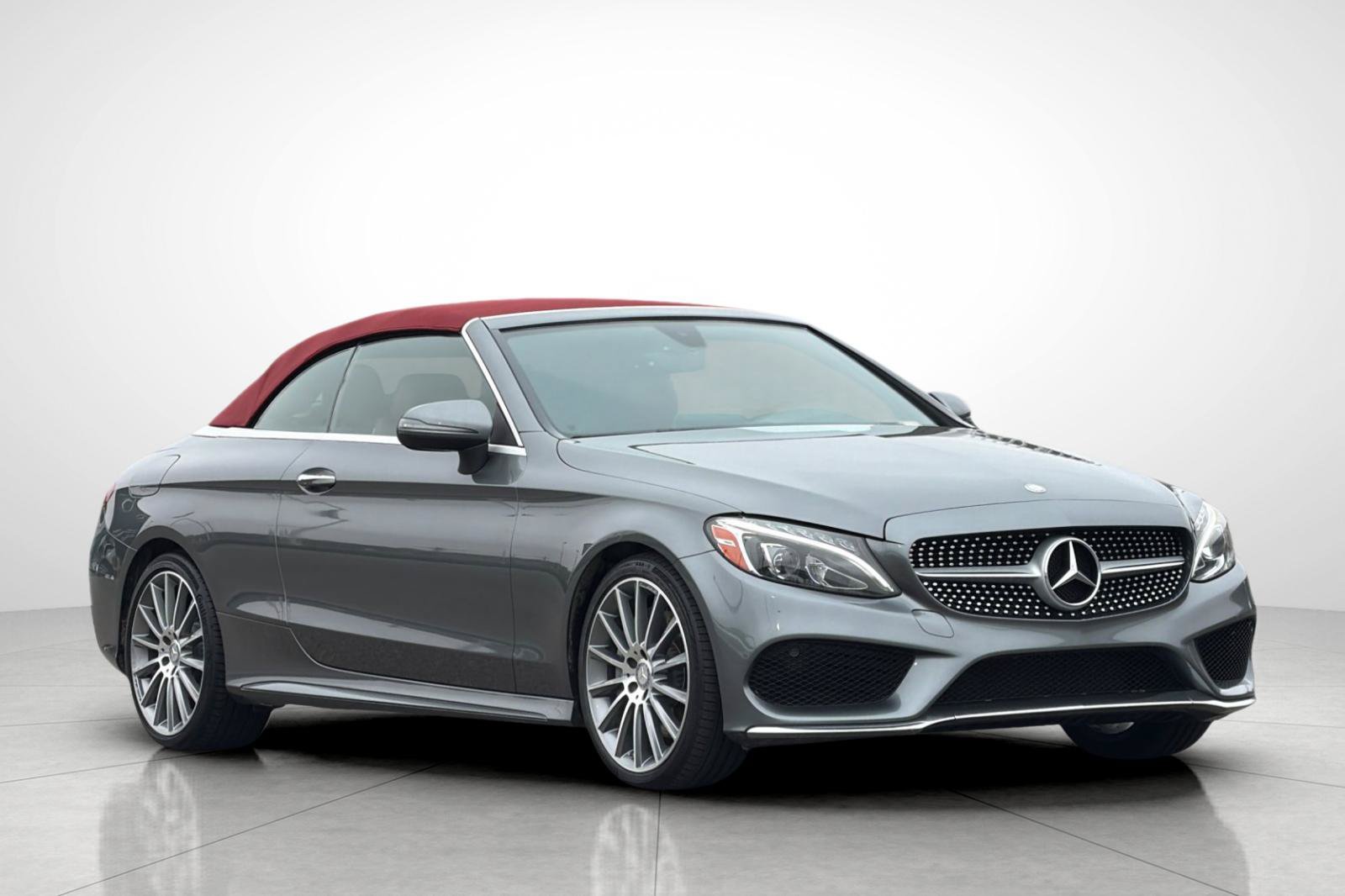 Used 2017  Mercedes-Benz C 300 image 31