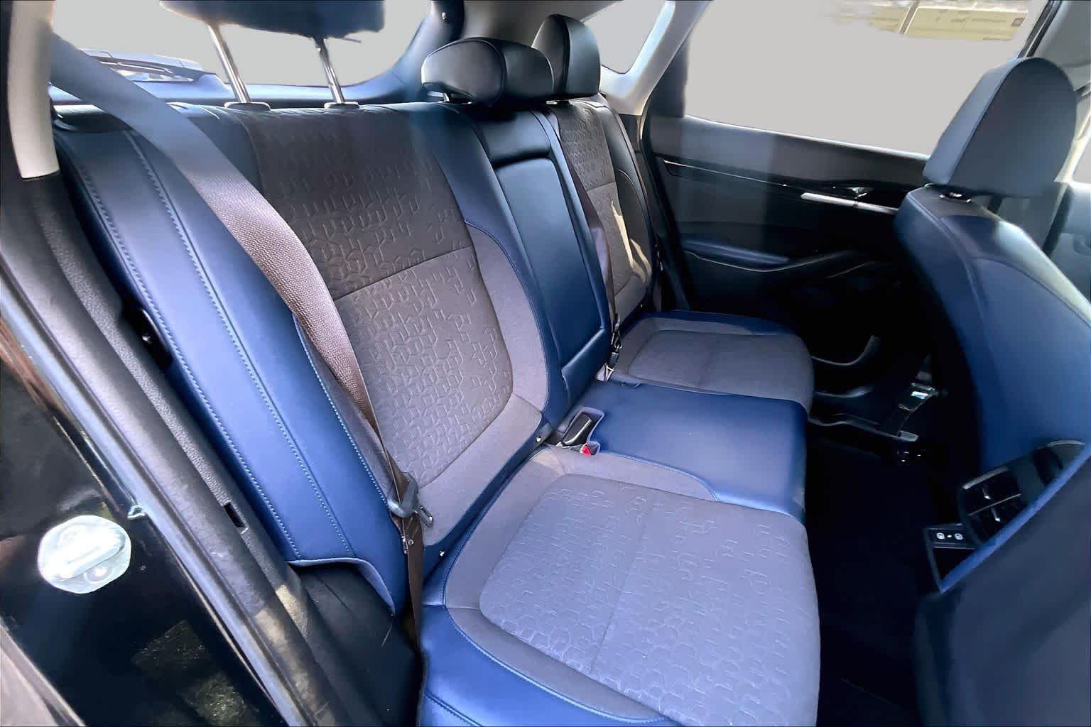 Used 2024 Fusion Black Kia S image 18