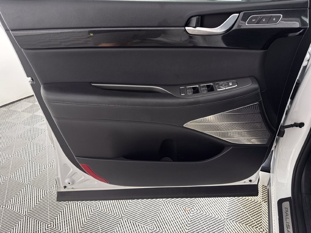 2022 Hyundai Palisade Limited - Photo 12