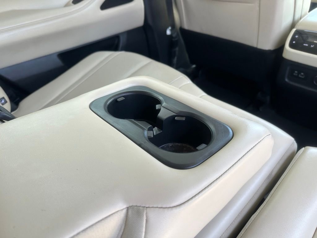 Used 2022 Gray INFINITI LUXE image 27
