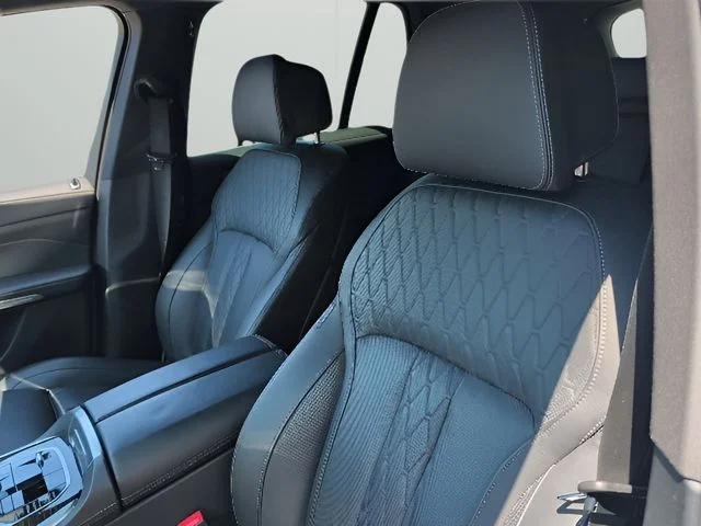 2025 BMW X5 50e - Photo 14