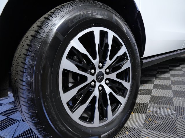 Certified Used 2025 White Ford Platinum image 9