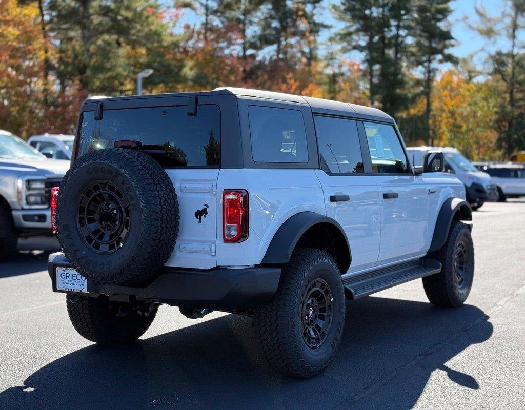 New 2026 White Ford Big Bend image 4