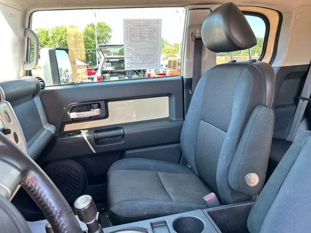 Used 2008  Toyota Base image 22