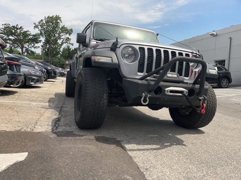 Used 2020 Silver Jeep Sport image 2