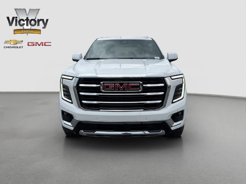 New 2026 Summit White GMC Elevation image 2