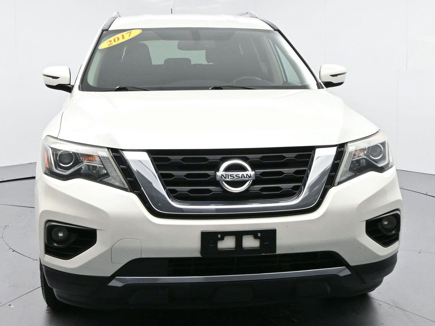 Used 2017 Pearl White Nissan SV image 2