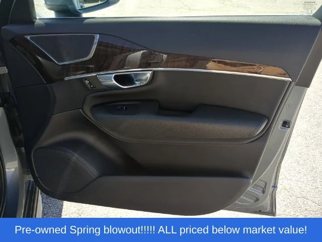 Used 2016 Gray Volvo T6 Momentum image 45