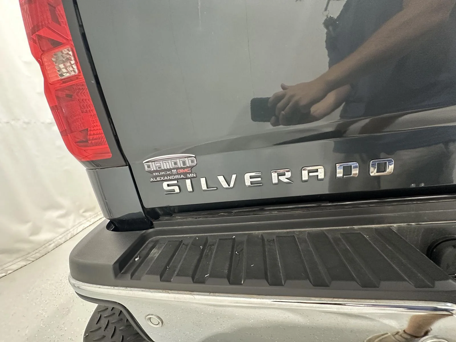 Used 2017 GRAPHITE METALLIC Chevrolet LTZ image 24