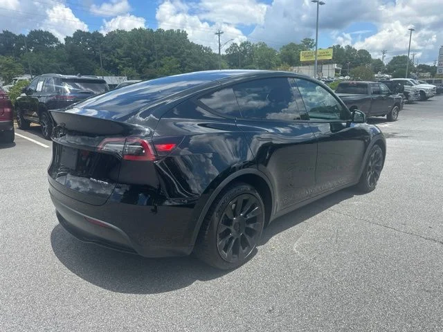 Used 2022 Black Tesla Long Range image 3