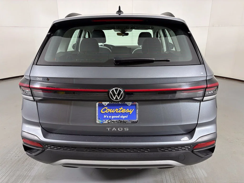 Used 2025 Gray Volkswagen 1.5T S image 7