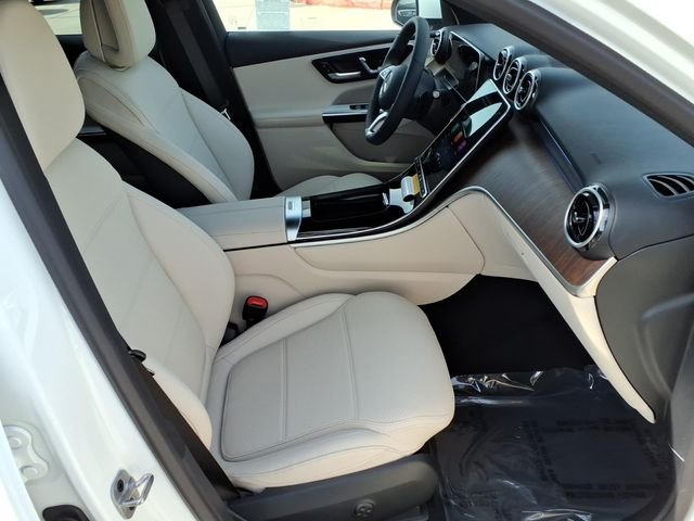 New 2026 White Mercedes-Benz GLC 300 image 16