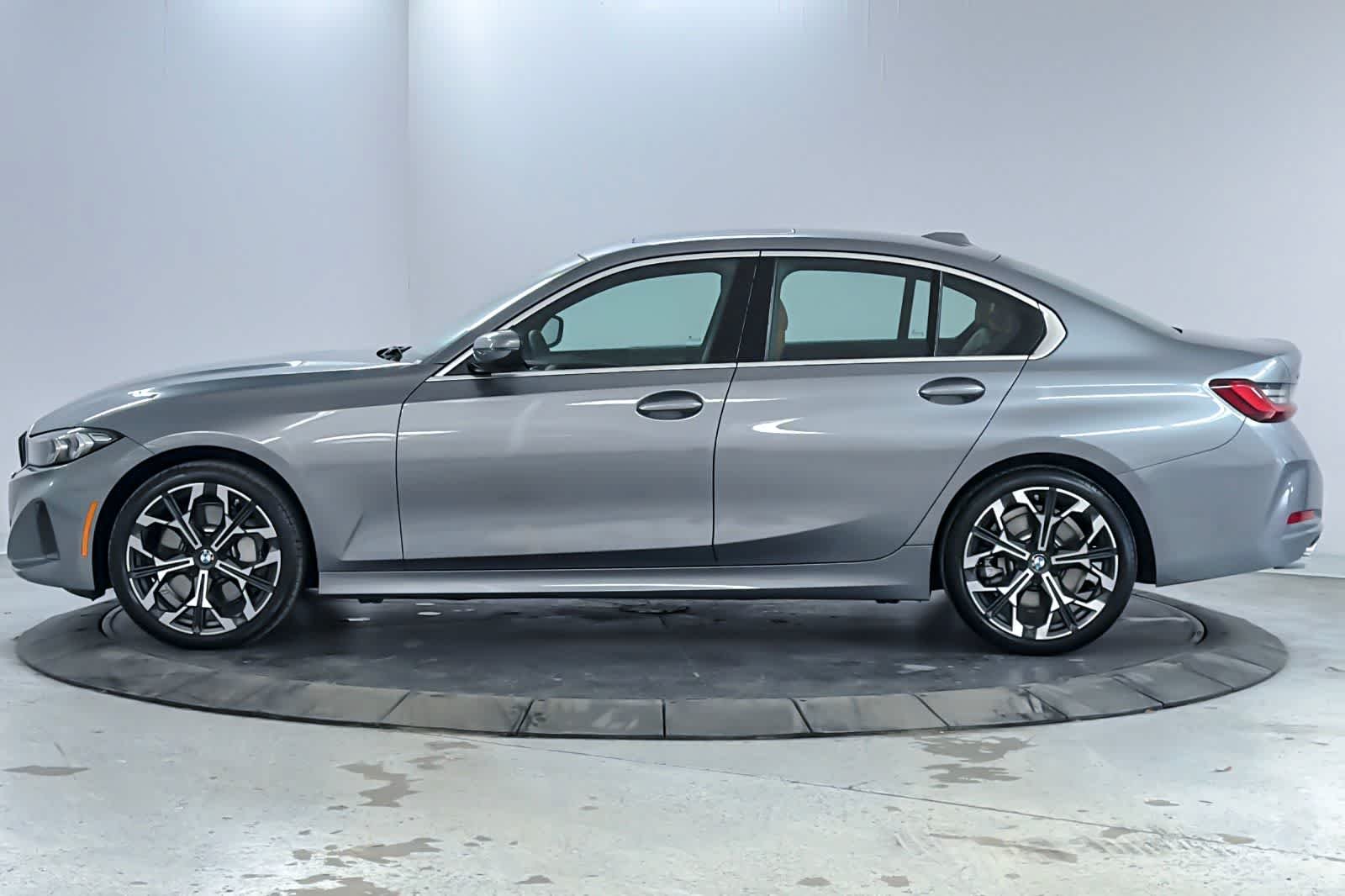 Used 2026 Skyscraper Grey Metallic BMW 330i NA xDrive image 5