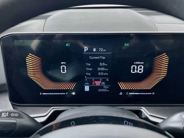 Used 2025  Kia LX image 14
