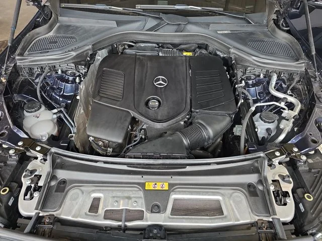 Used 2023 Starling Blue Metallic Mercedes-Benz GLC 300 image 28