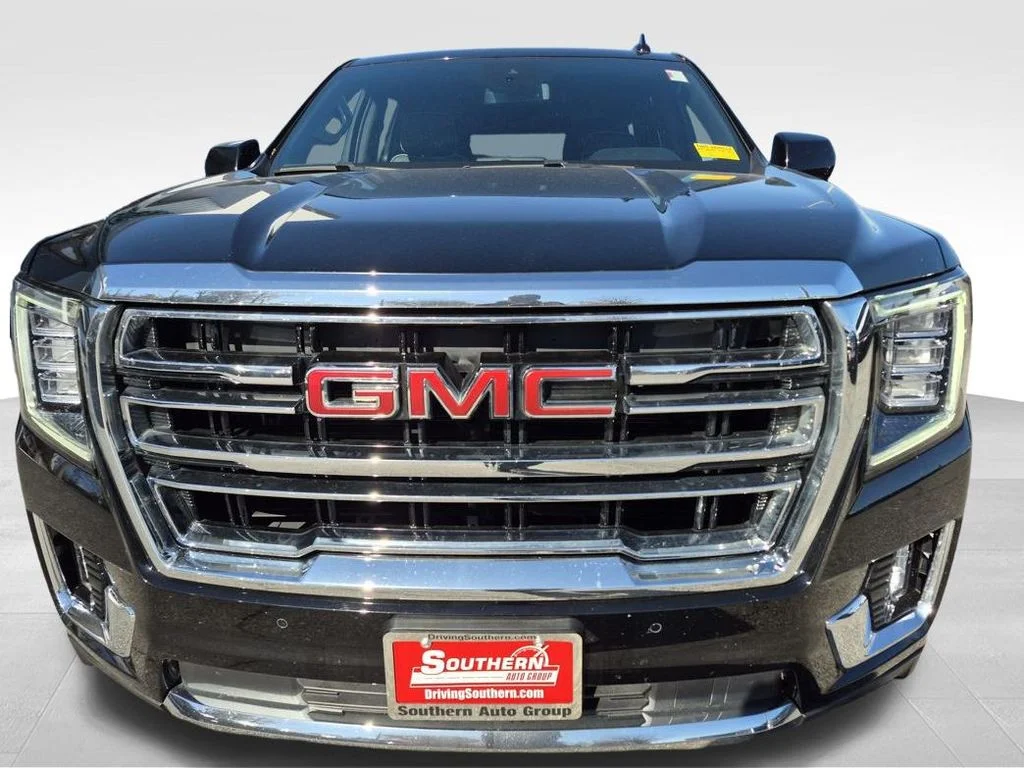 Used 2024 Black GMC Denali image 8