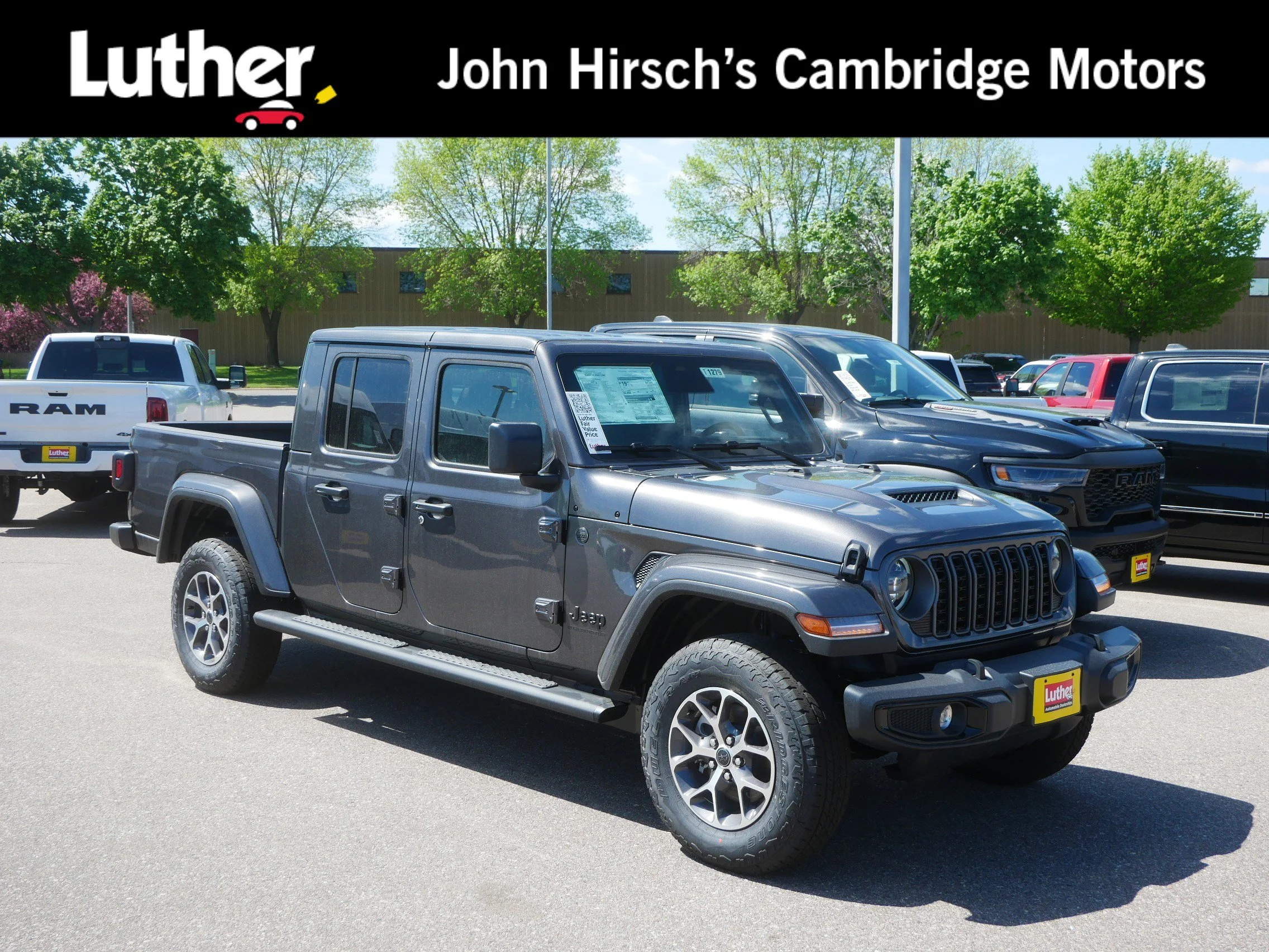 2026 Jeep Gladiator Sport S Auto's photo