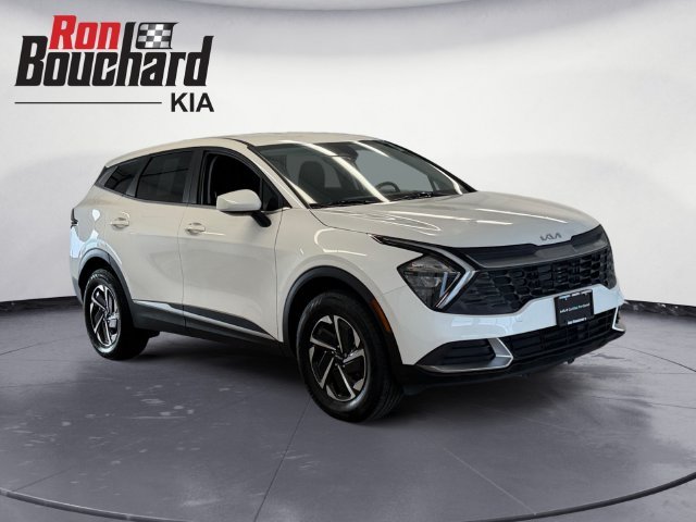Used 2023 White Kia LX image 1