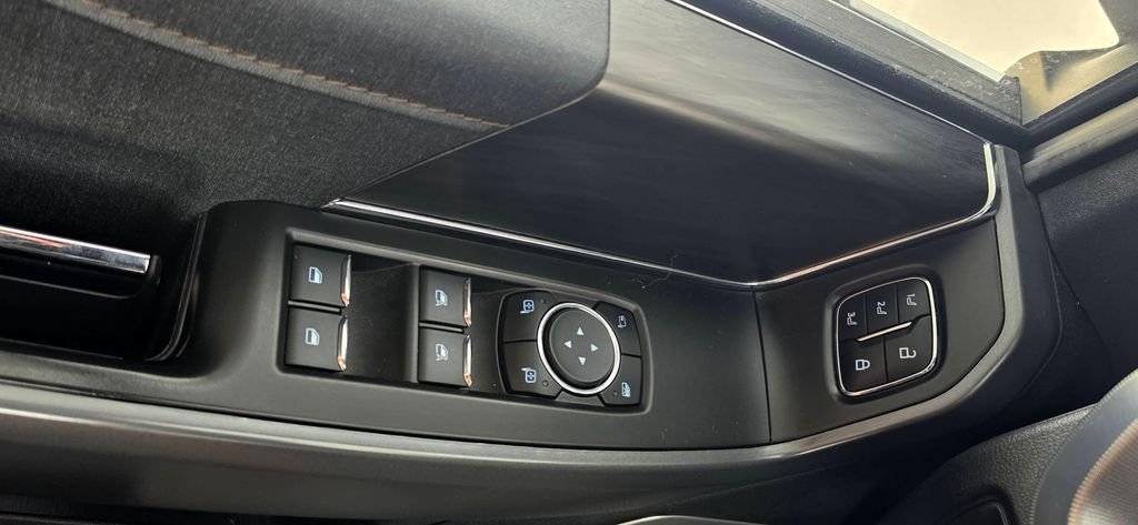 Used 2024 Oxford White Ford Lariat image 13