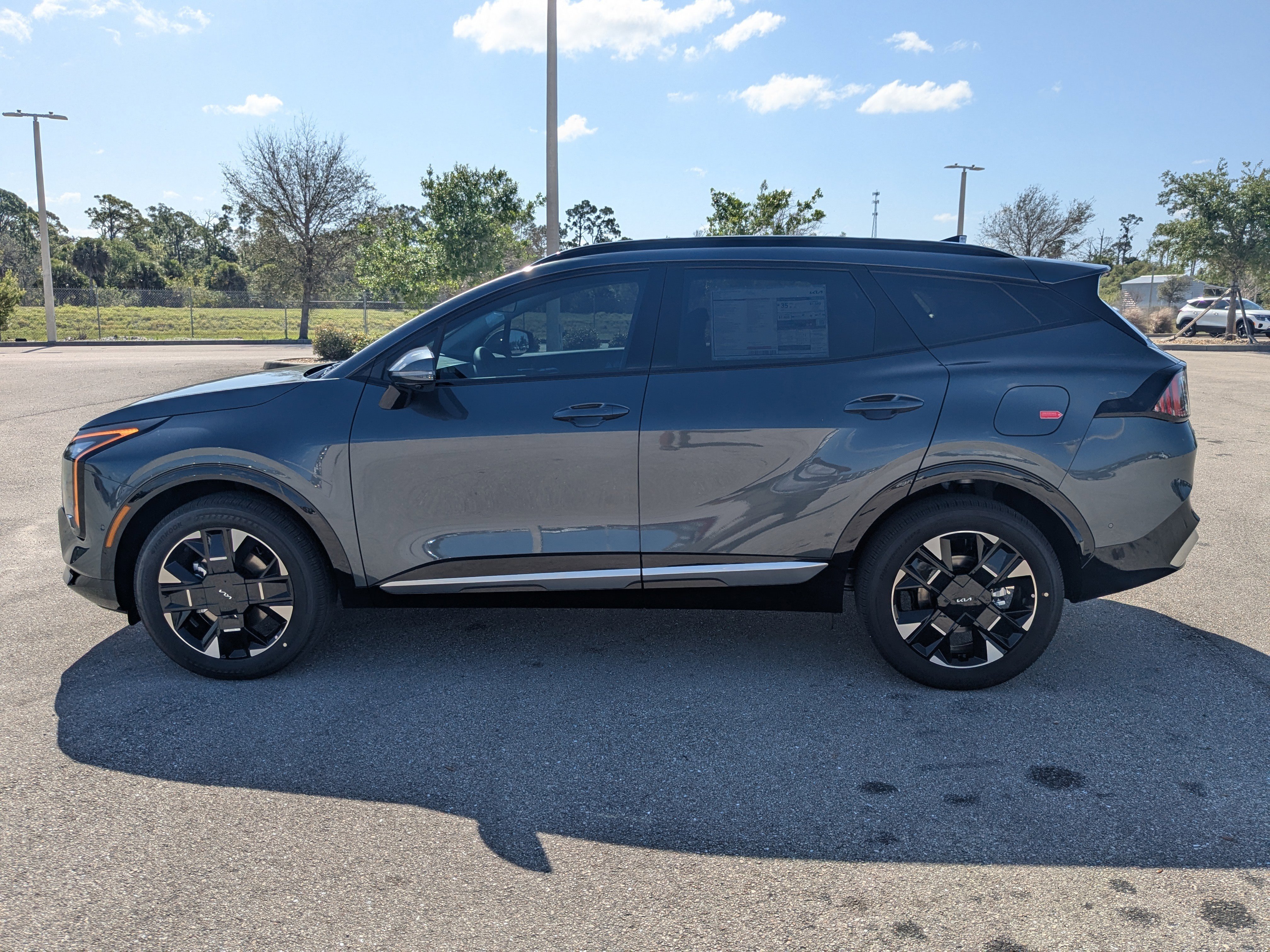 New 2026 Gravity Gray Kia SX Prestige image 8