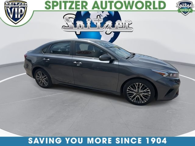 Certified Used 2024 Gray Kia GT-Line image 10