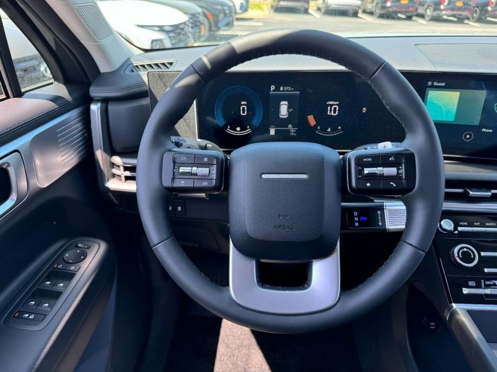2025 Hyundai Santa Fe SE - Photo 8