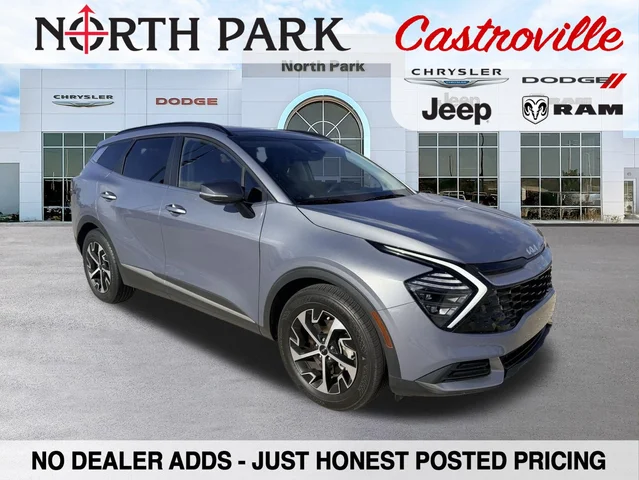 Pre-Owned 2025 Kia Sportage EX
