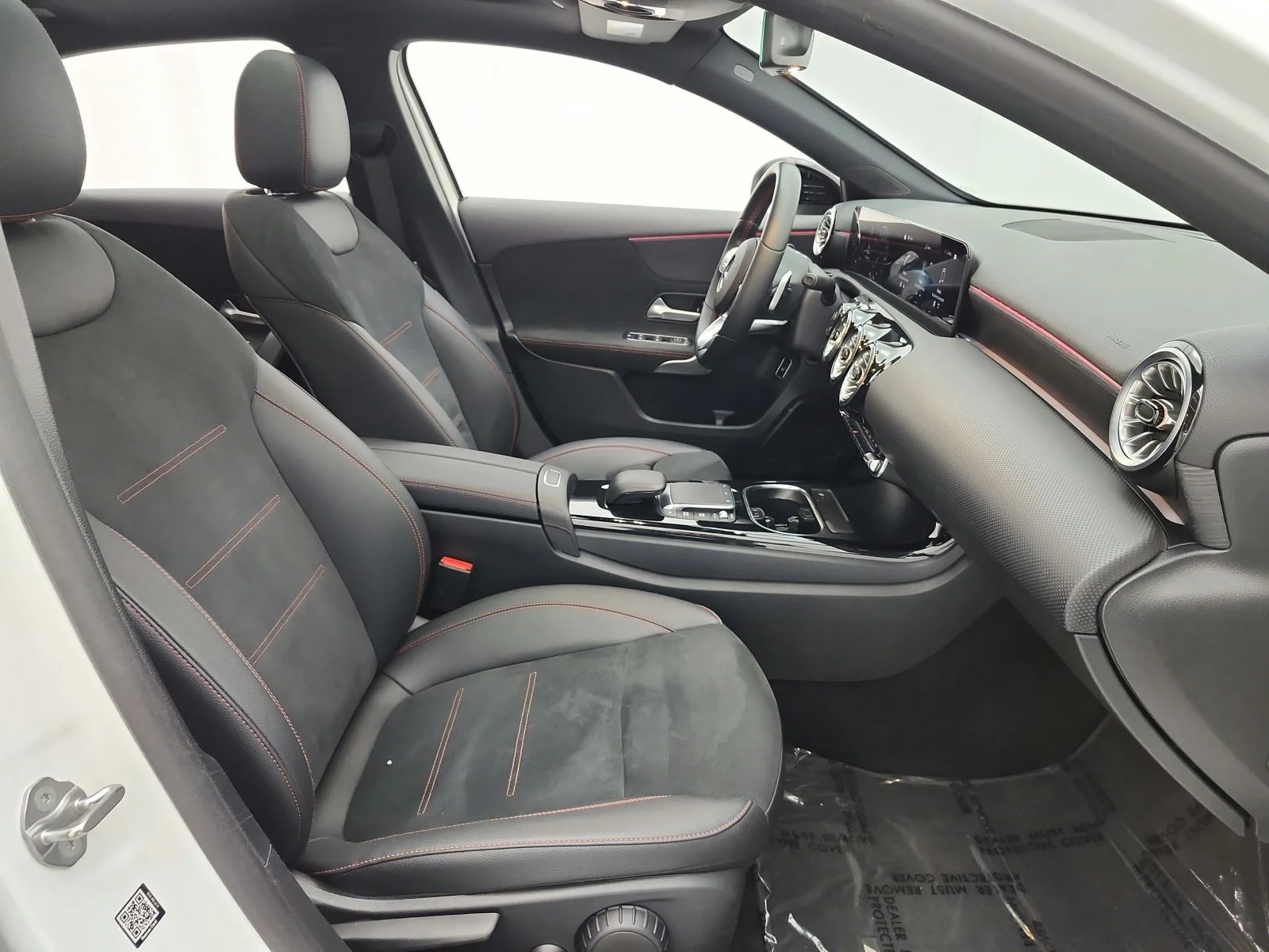 Used 2022 Polar White Mercedes-Benz A 220 Sedan image 26
