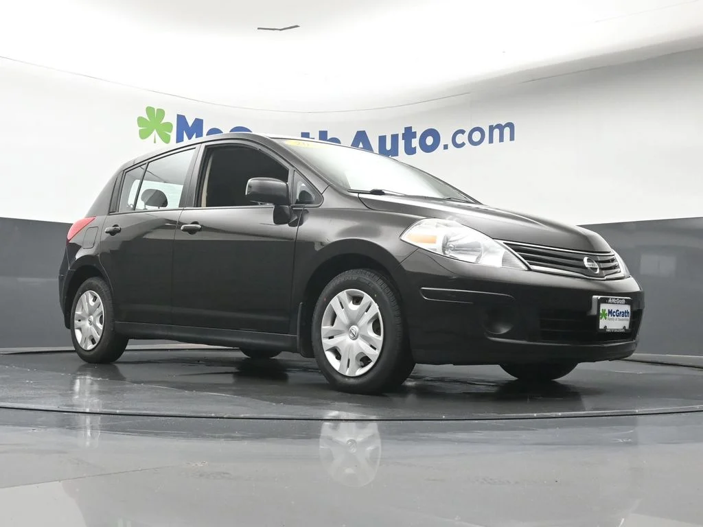 Used 2010 Black Nissan 1.8 S image 25