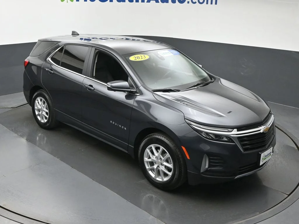 Used 2023 Gray Chevrolet LT image 3