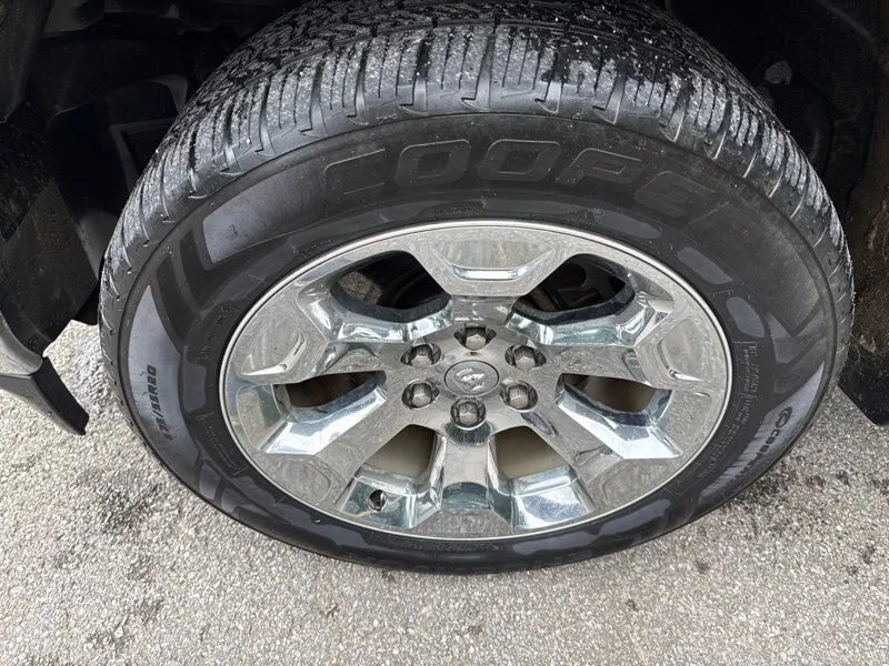 Used 2019 Red Ram Big Horn/Lone Star image 4