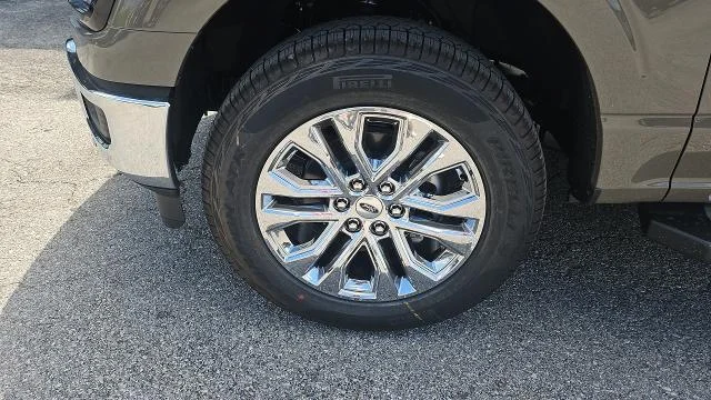 New 2026 Marsh Gray Ford XLT 4WD image 30