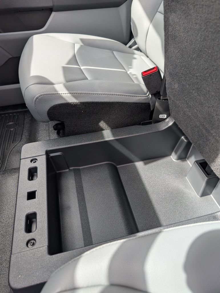 2026 Ford F-350 Super Duty Chassis Cab XL - Photo 20