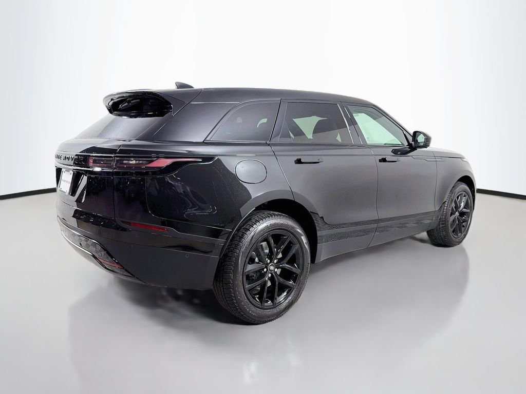 New 2026 Santorini Black Land Rover S image 5